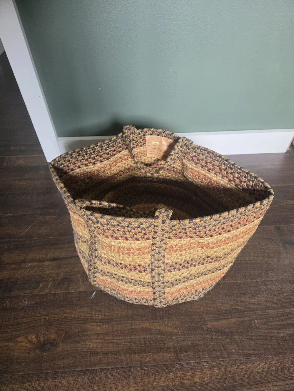 Homespice Classic American Decor Braided Jute Basket, Fussett Design, 14x14x10